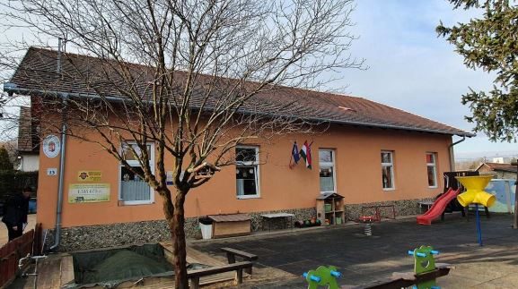 Szivarvany Ovoda